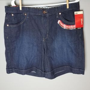 Lee Comfort Waist Stretch Shorts